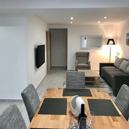 Apartma Sonja *